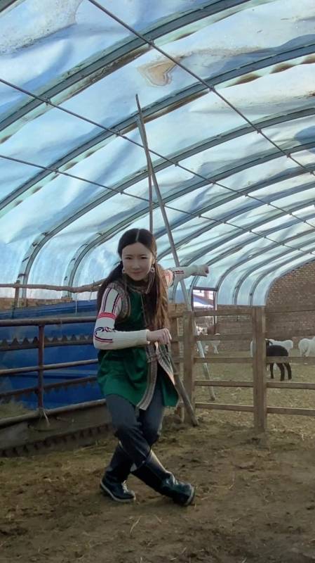 13万次播放.2022-03-281.15万多多其木格118.