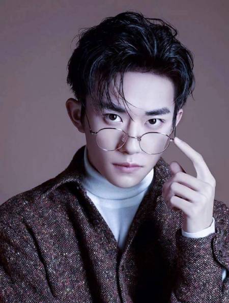 "笨小孩"易烊千玺,成名前一直被骂,他是最年轻百亿影帝3