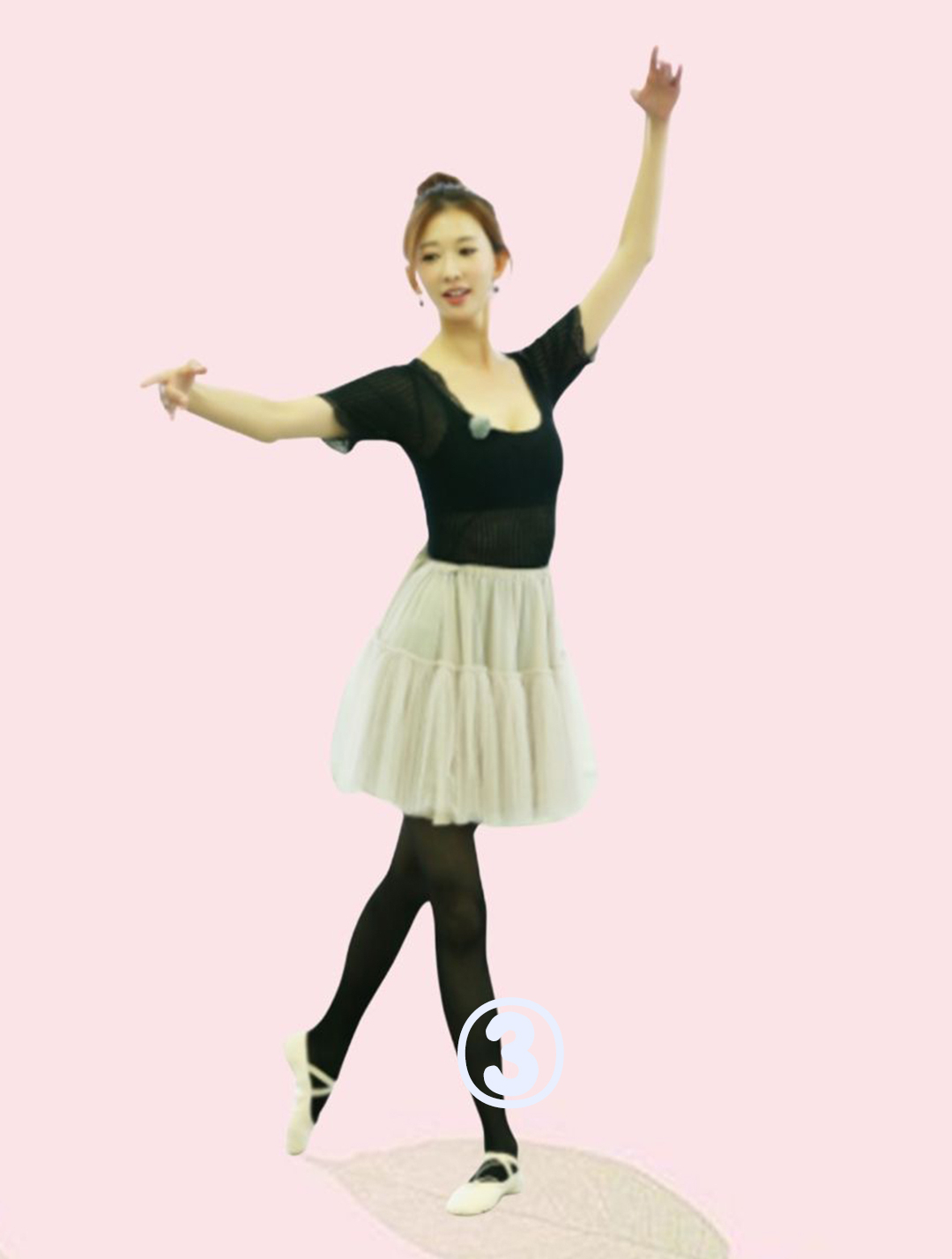 3林志玲不愧是女神芭蕾舞课上大秀魔鬼身材看一旁男老师的眼神