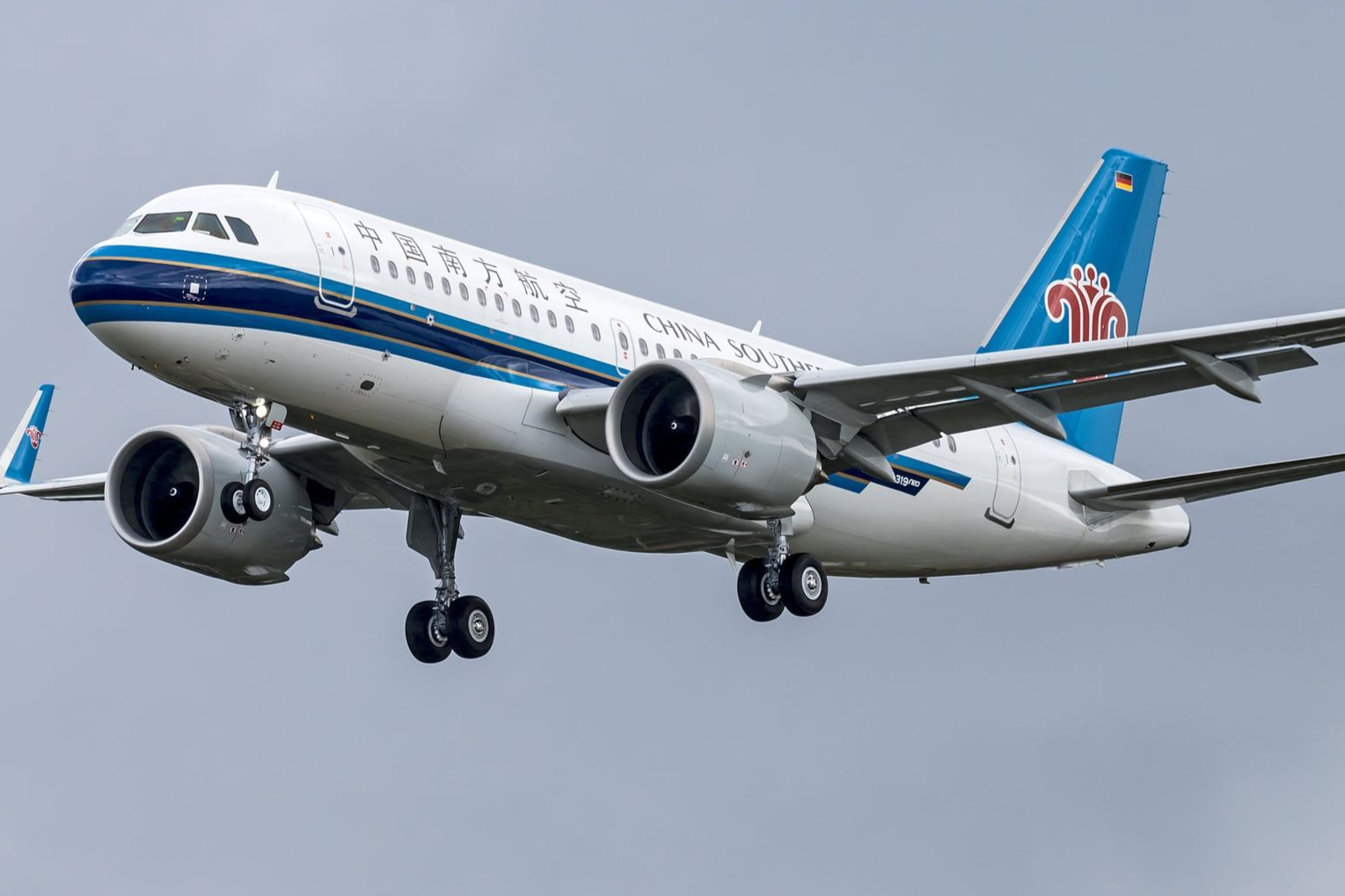 首架a319neo型客机在天津试飞,预计下月交付南航,祝贺升级换代