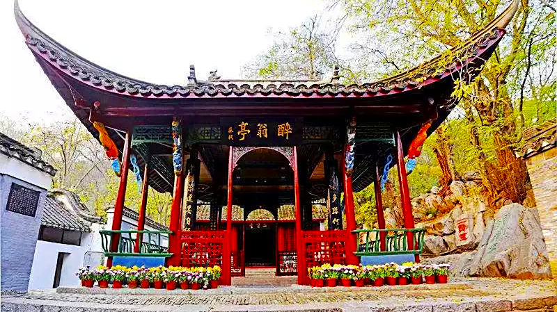 抚州南丰这个地方,曾巩在此流传一段佳话——读书岩