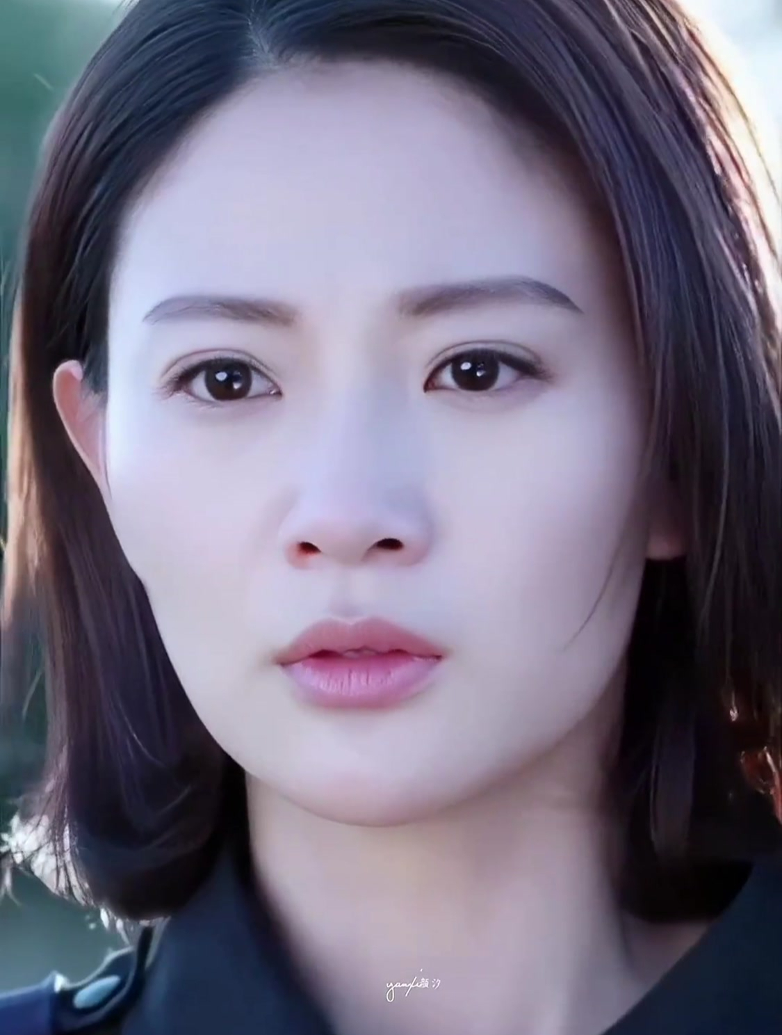 被称为最美军花的侯梦莎