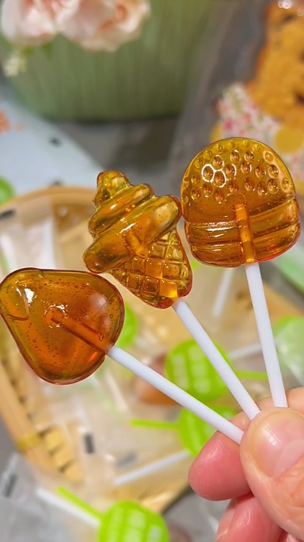 梨膏棒棒糖,配料简单,清甜不腻,大人小孩都可以吃-度小视