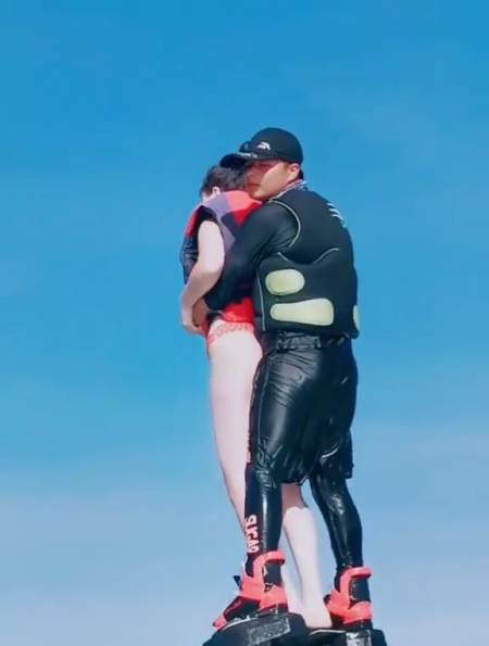 这么多人抢着当水上飞人教练,原来是这个原因!-度小视