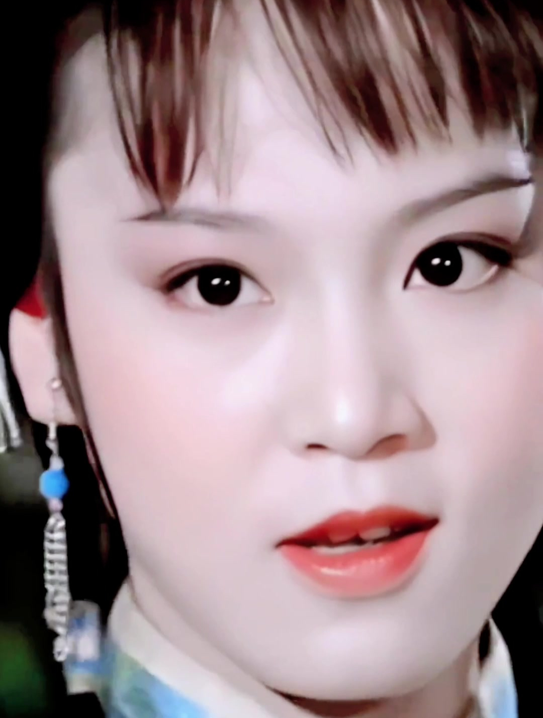 想刘雪华年轻时古装扮相,简直惊艳,网友眼睛都看直了