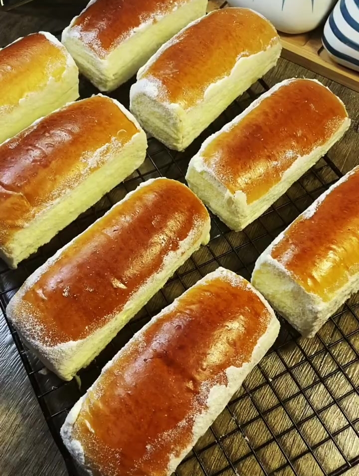 网红复古老奶油面包