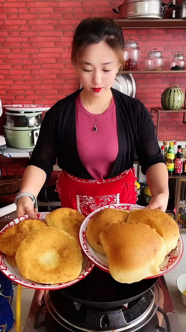 娶了个东北农村媳妇,贤惠又漂亮,这辈子知足了!