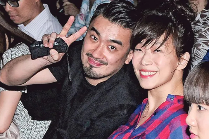 林忆莲消失3年近况曝光,定居英国陪女儿,或被小11岁男友伤太深