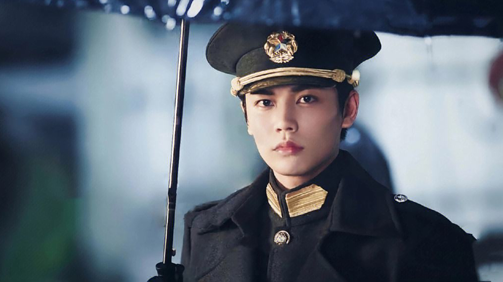 一见倾心有多经典?陈星旭自带谋权长相,林彦俊这大背头太帅?