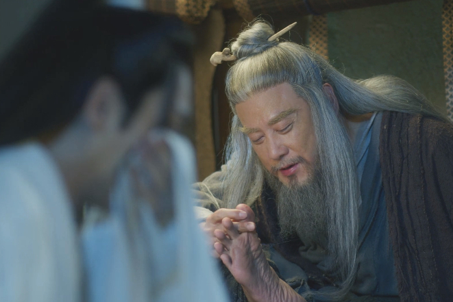 邱心志:撞脸冯绍峰,出演花姑子成名,今在雪中悍刀行中扮李淳罡