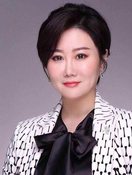 2023-03-171邻家晓君11921粉丝  关注妻子意外瘫痪,丈夫不离不弃,如今