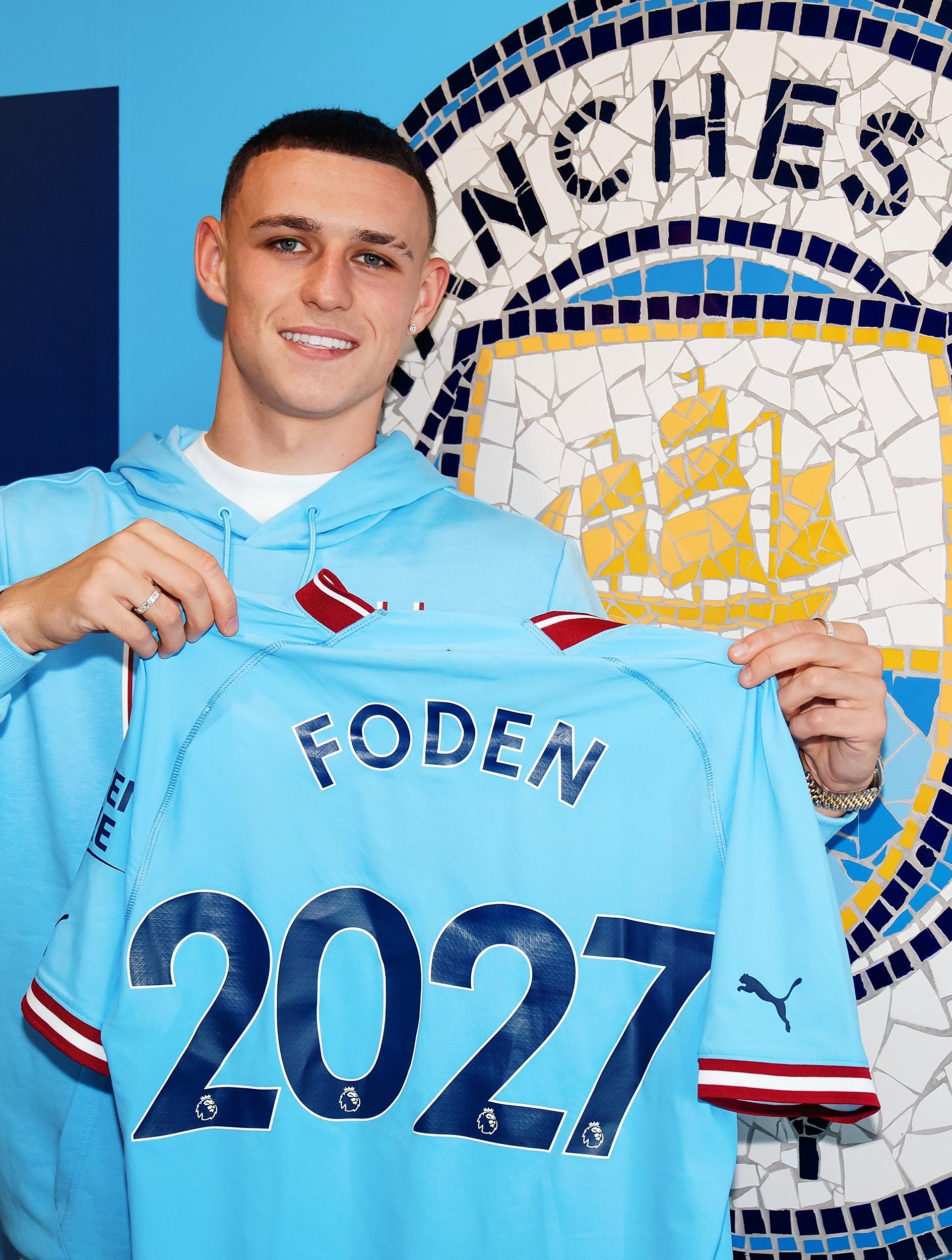 晚旗报完成续约后福登的周薪从4万英镑上涨至225万