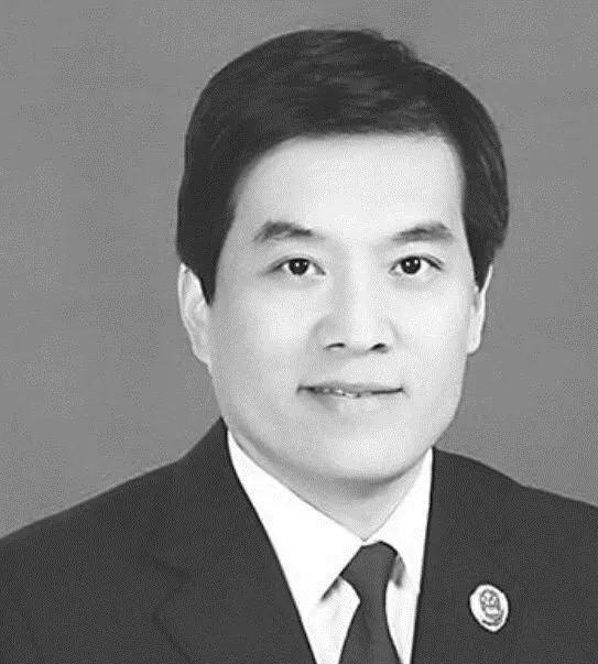 巨贪李友灿落马记:21个月敛财4774万,外逃俄罗斯三次自杀未遂