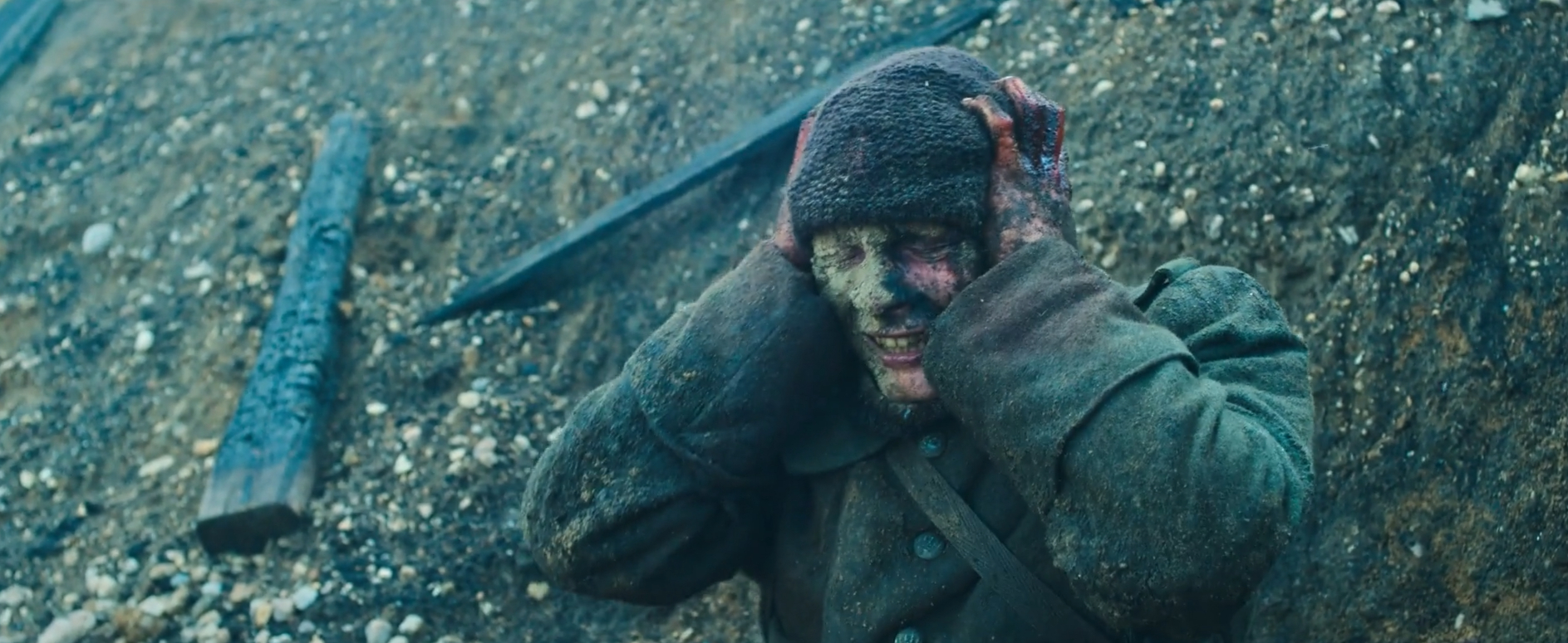 战争片《西线无战事》:获奥斯卡九项提名,反战电影里的神作