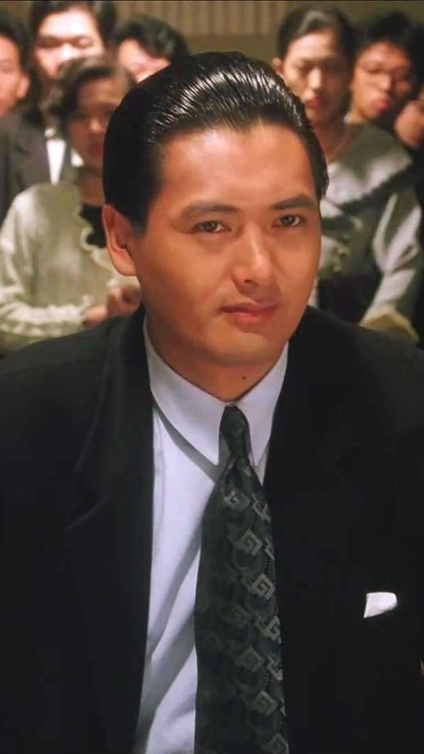 "师徒"二人,新老两代赌神,你觉得哪个更帅?