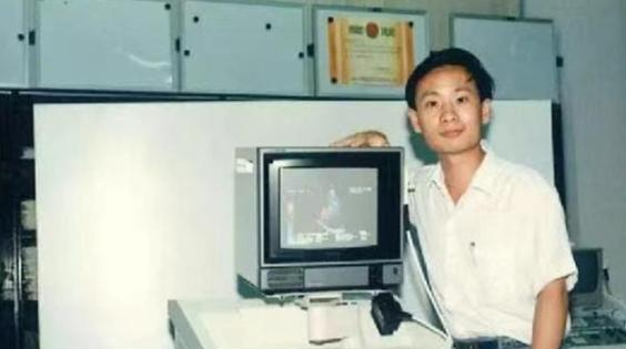 回顾人生赢家徐航:坐拥千亿资产,妻子年轻貌美,曾经"日赚三亿"