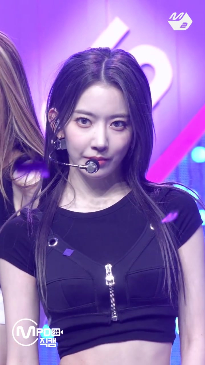 宫胁咲良mcd舞台直拍fearless公开