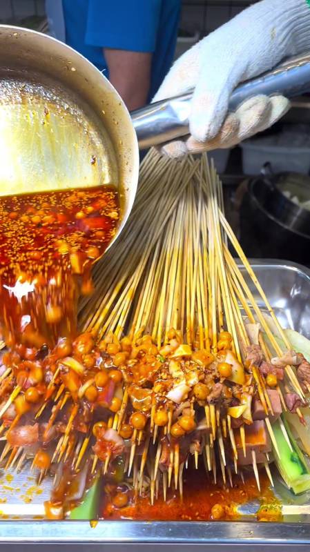 你们吃过油卤串串没?