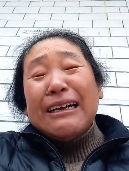 儿子没有了,胡妈妈还要被网曝,这些人真是太过分了2-度小视