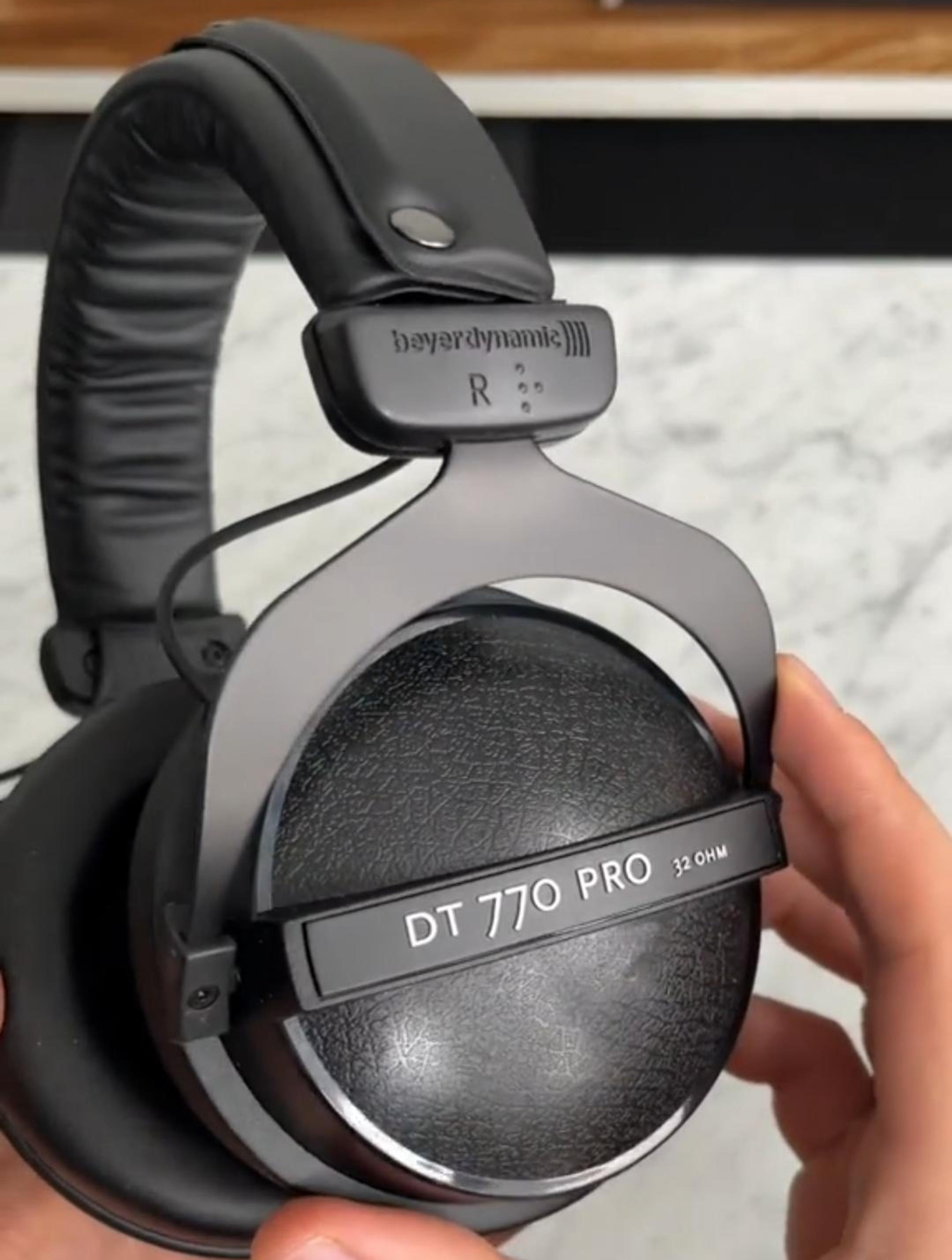 拜雅 dt770 pro 头戴式耳机