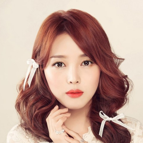 方圆脸型适合什么发型?以下4种是不错的选择