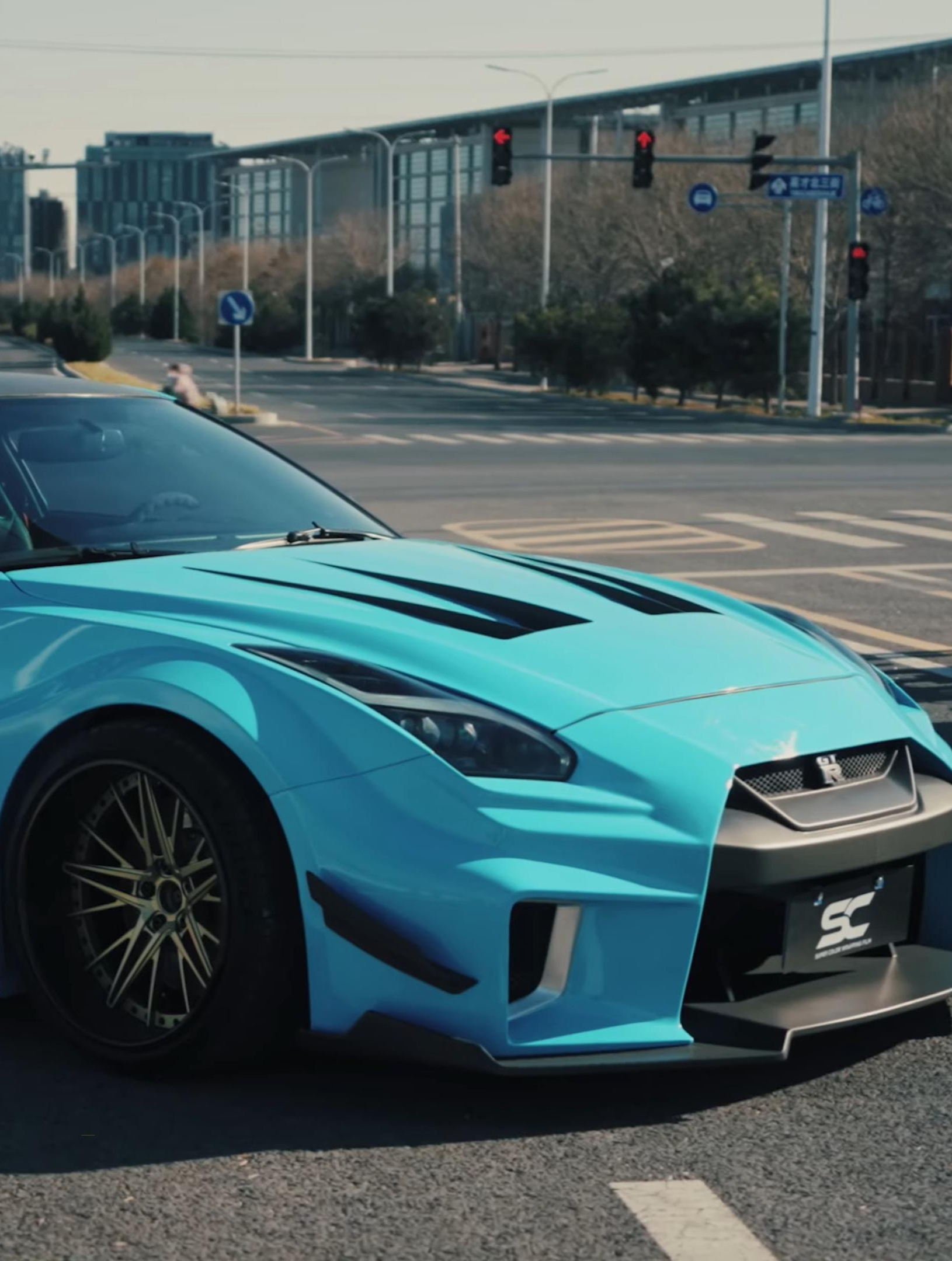 这是你们心中的战神还是所谓的破尼桑战神gtr