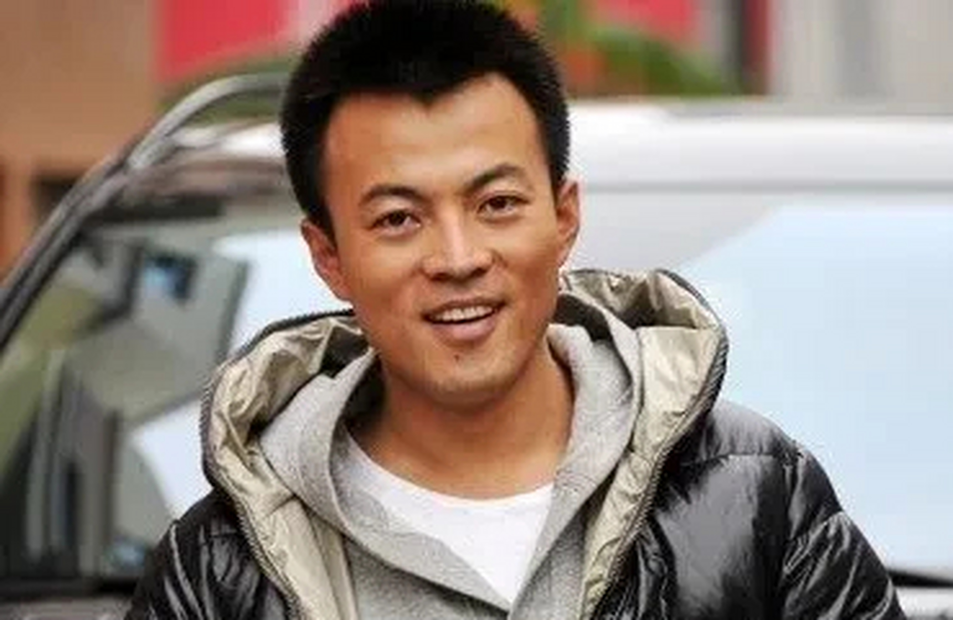 林家川称:今晚,你二舅化身斗笠客等着你!