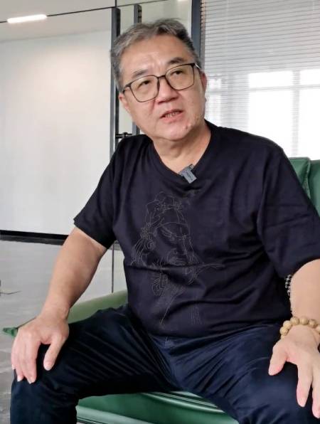 台湾老胡在大陆——一家公司为什么会有两种制度?-度小视