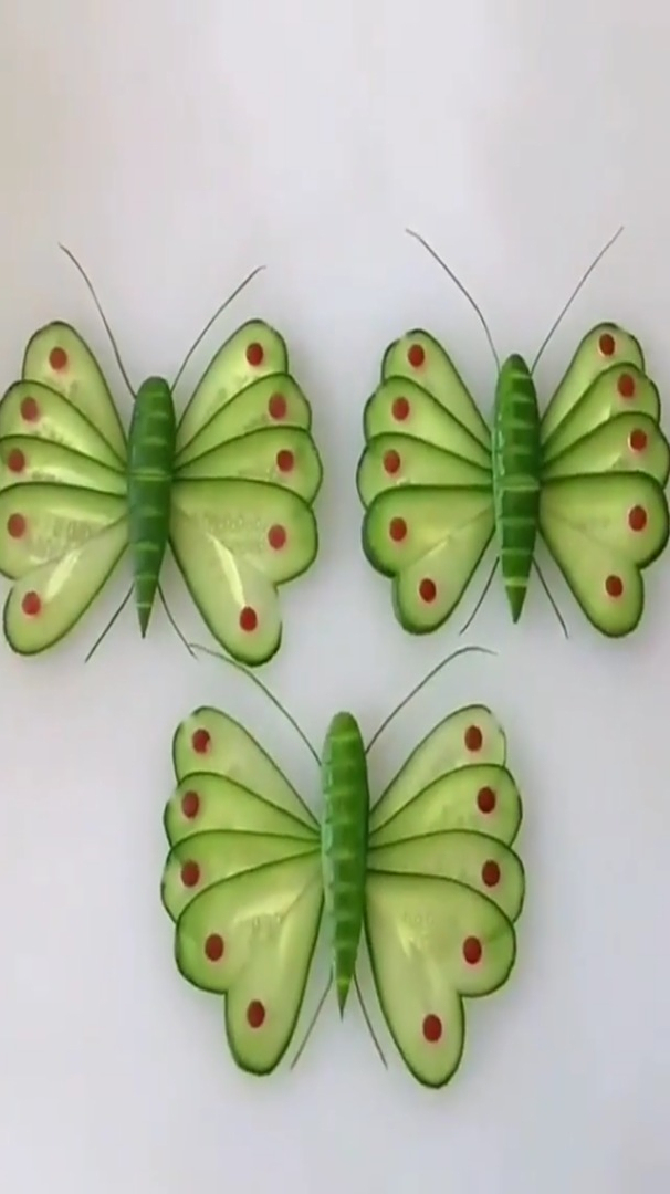 水果蝴蝶摆盘,学会了你也可以露一手-度小视