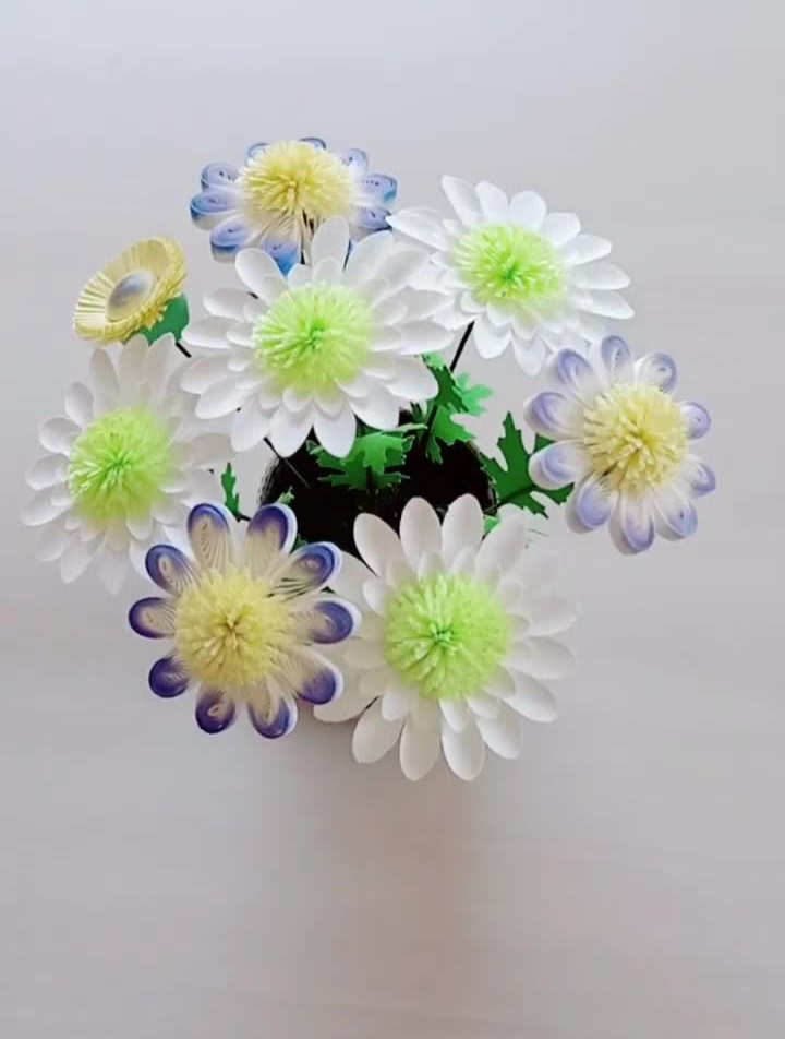 颜色很清新的衍纸小雏菊盆栽衍纸衍纸时光我的衍纸作品集春天-度小视