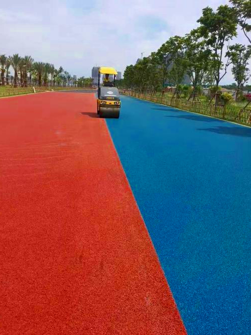 彩色防滑路面(彩色陶瓷颗粒)的优点及应用