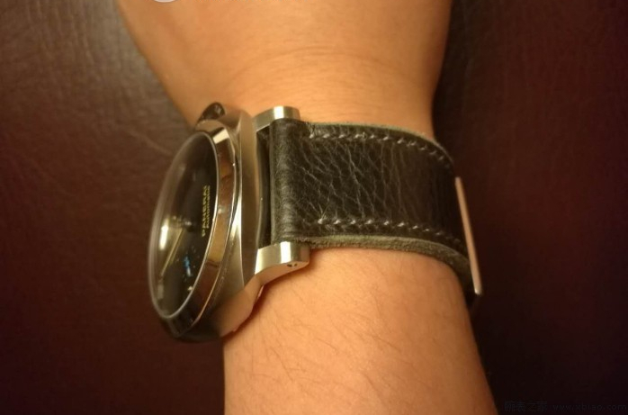 为沛纳海1312新入四根ray表带 各有特色