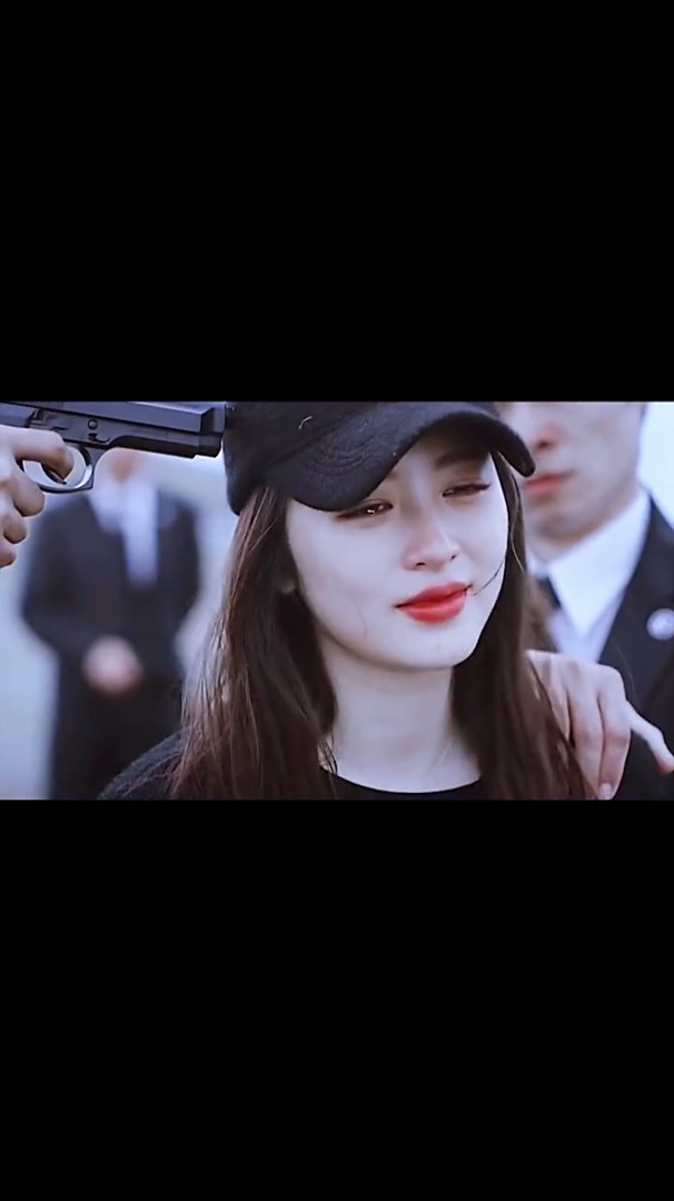 周雨彤哭戏名场面真的绝绝子还能等到第二季吗