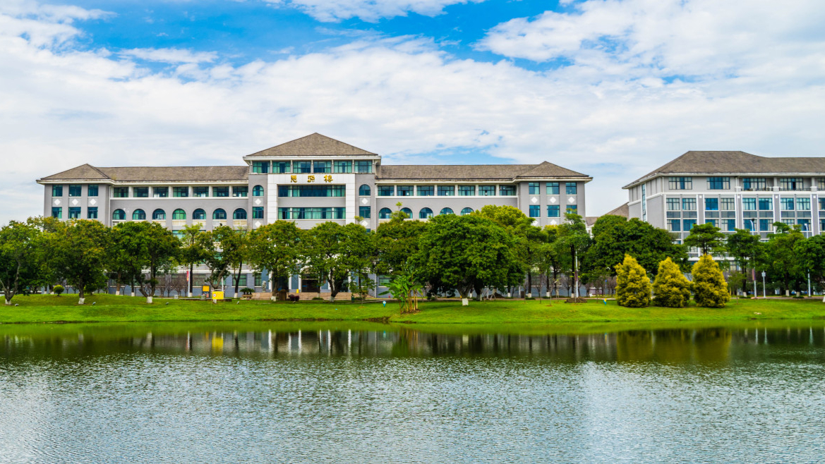 福建工程学院法学院图片