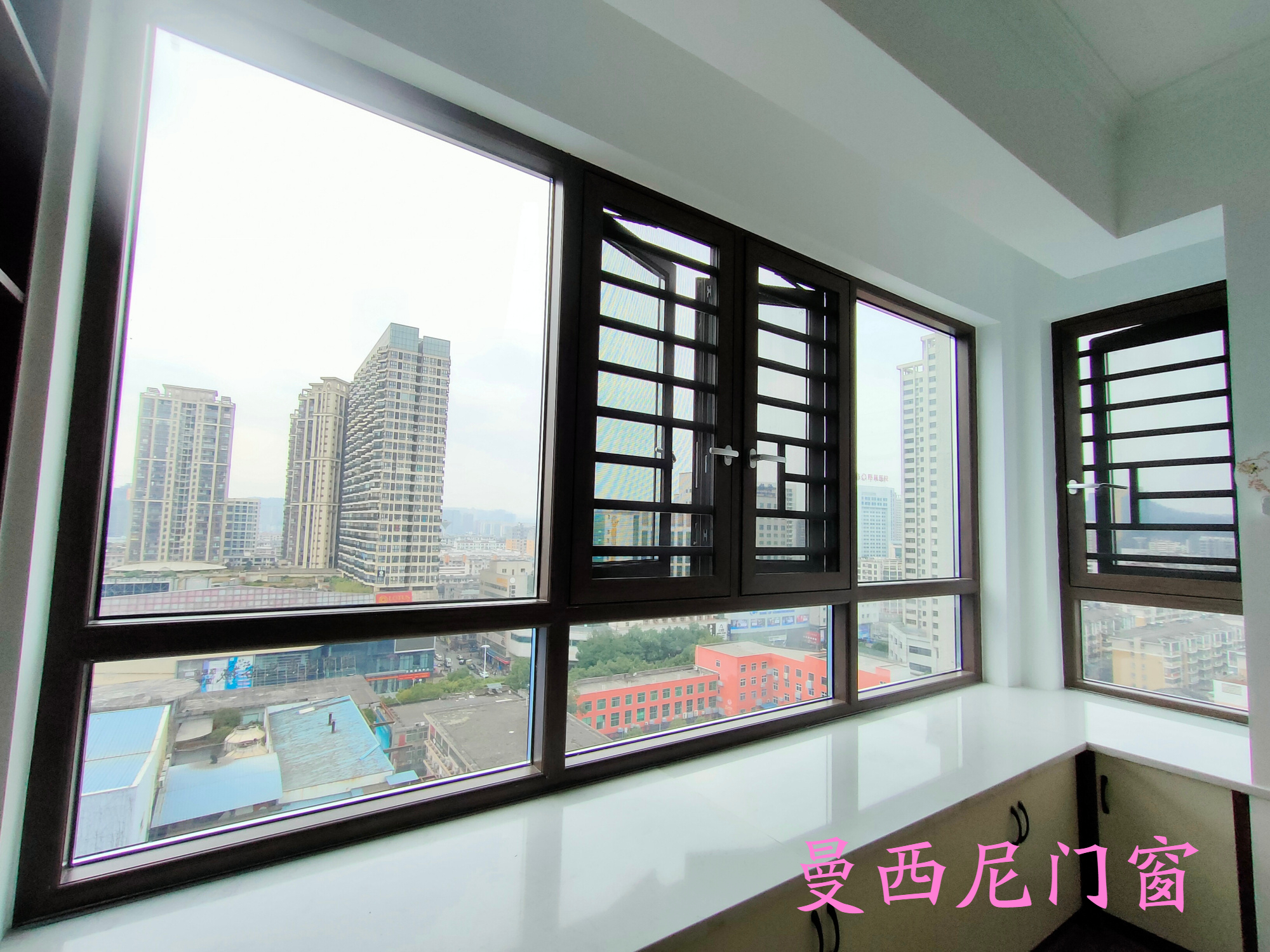 门窗小知识:怎么样选择阳台窗的款式