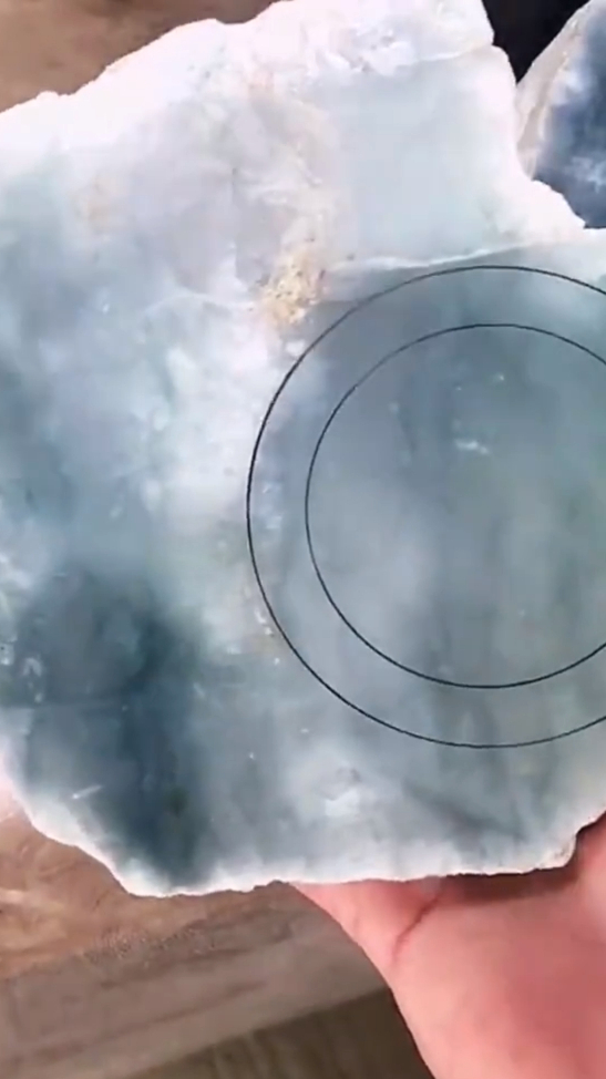 精品木那翡翠原石一刀切出糯冰细腻底成品起货太惊艳