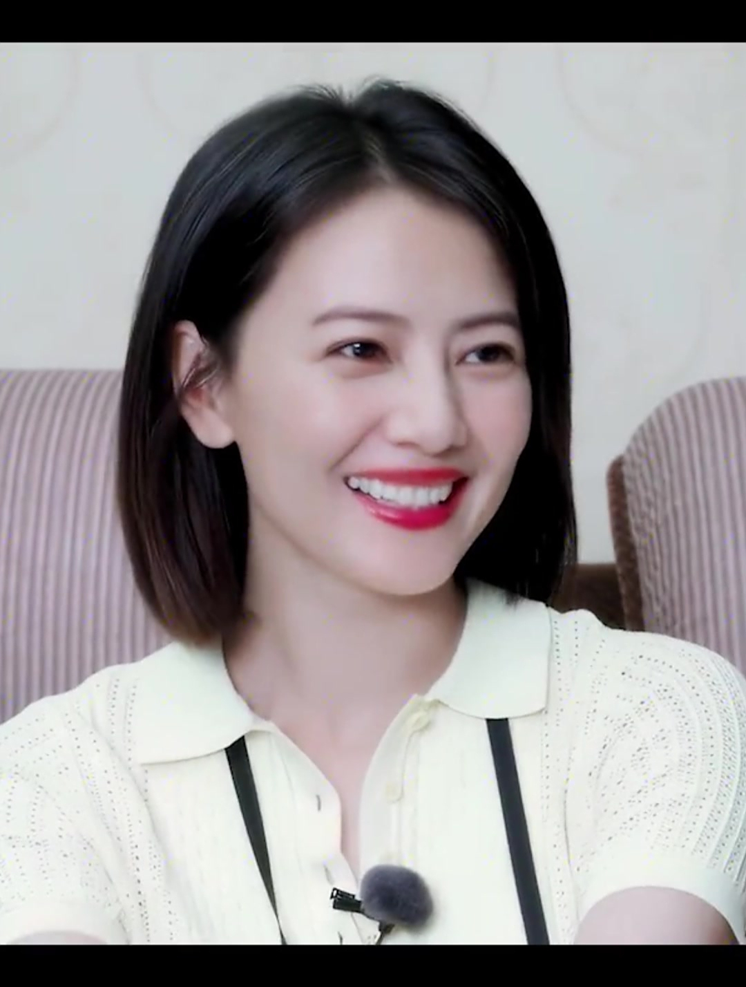 高圆圆20岁青涩旧照曝光,神颜完全没变被赞纯天然美女