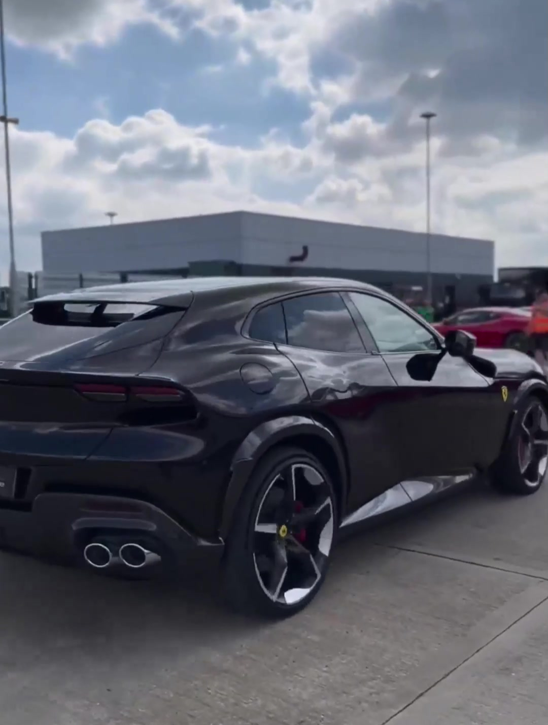 国庆狂欢最后一天,法拉利 新款fuv-度小视