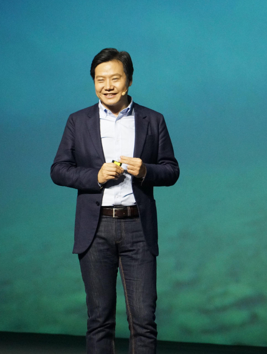 雷军:找那些不需要管理的人!-度小视