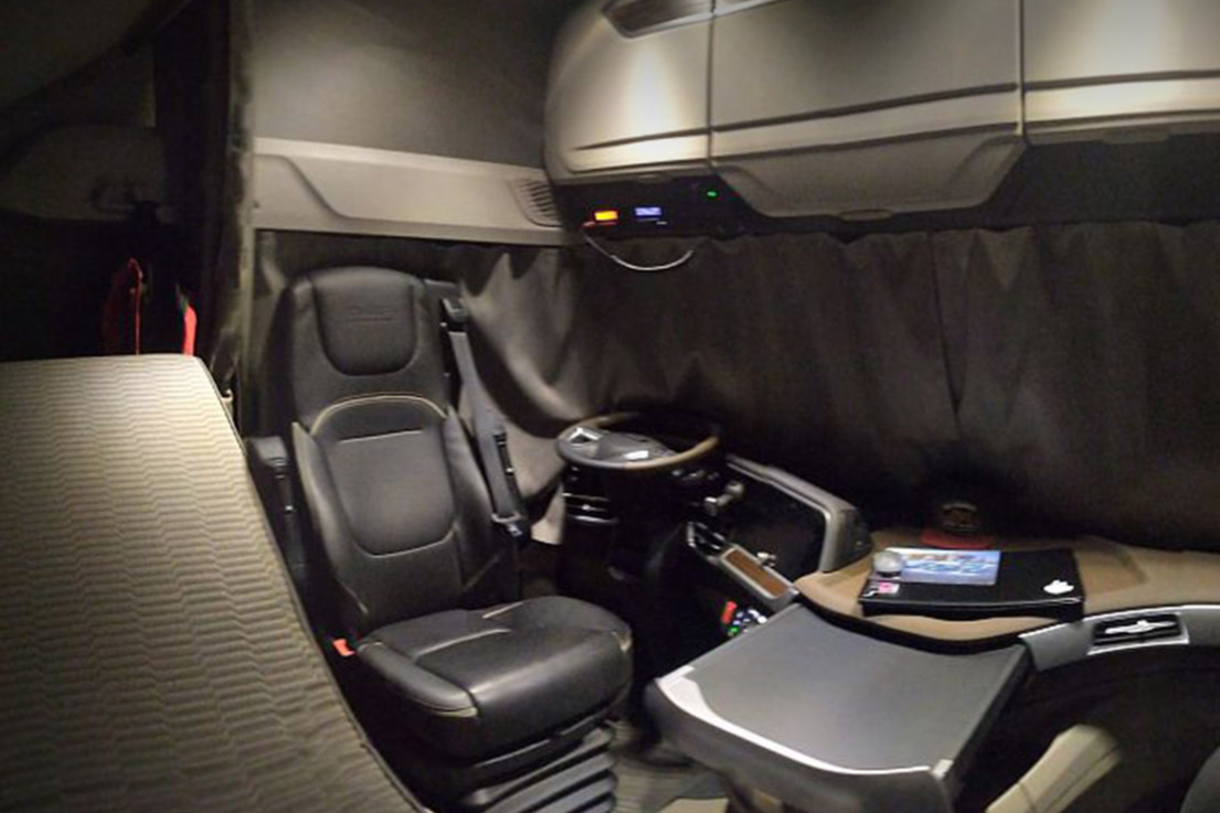 达夫xg pk国产旗舰,差距不小,进口卡车有什么亮点?