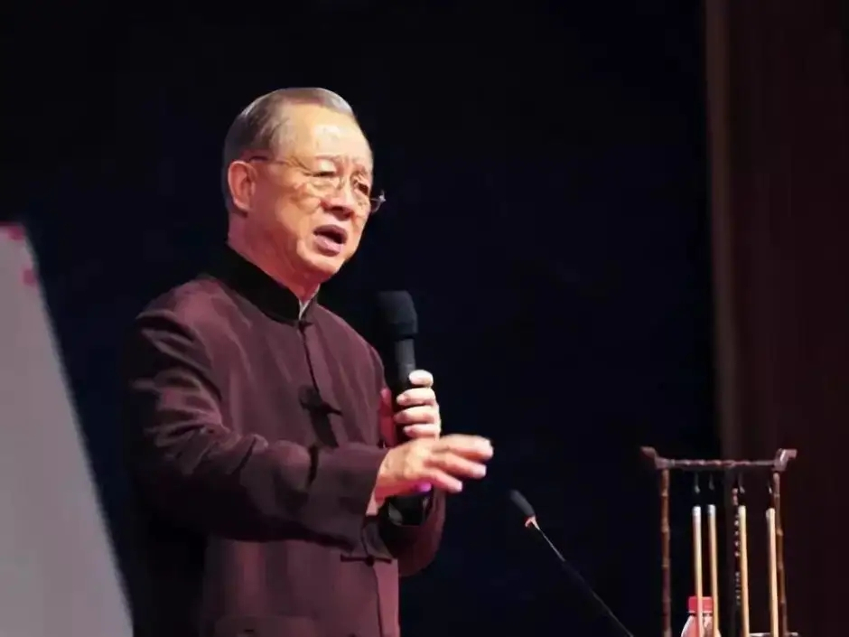 2016年曾仕强预言瘟疫,2018年曾老去世,网友:泄露天机