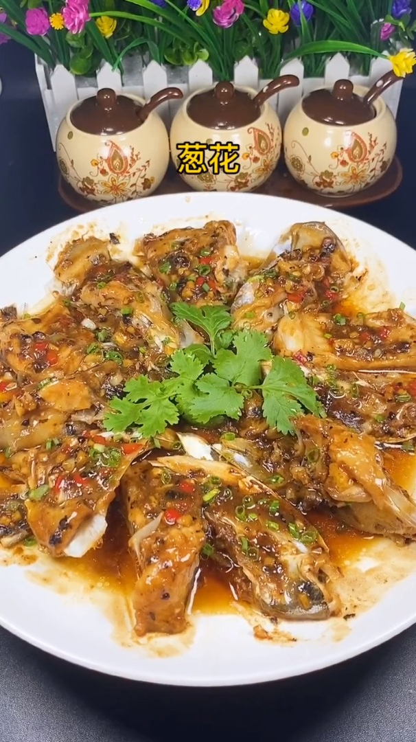 家常豉汁蒸鱼头,做法简单,好吃下饭!