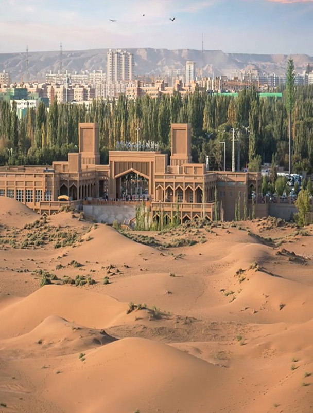 离沙漠最近的县城,被称为活着的楼兰,网友:去过楼兰那地方可以-度小视