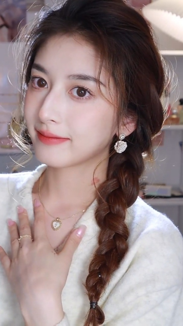 韩系温柔侧麻花辫巨显脸小简单易上手