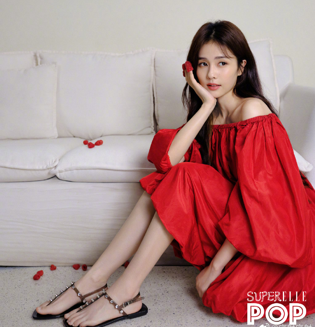 看了白鹿的脚之后:原来能打败白鹿"脸"的只能是白鹿的"脚"!