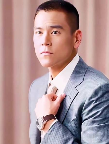 三无男神彭于晏,碰瓷李冰冰后资源降级,万年单身只是吸粉?-度小视