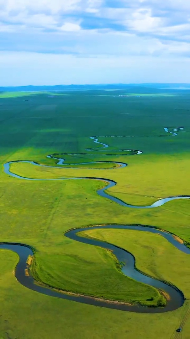 风景娱乐治愈:乌拉盖河,就像一条蓝色的哈达镶嵌在