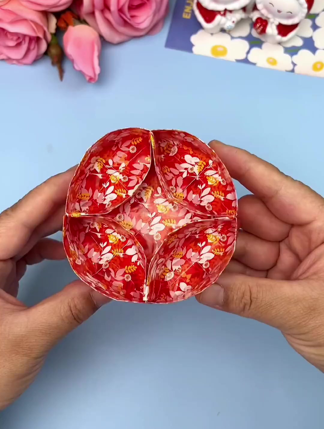 马上就是春节了 用一张纸折简单又好看的零食收纳盒