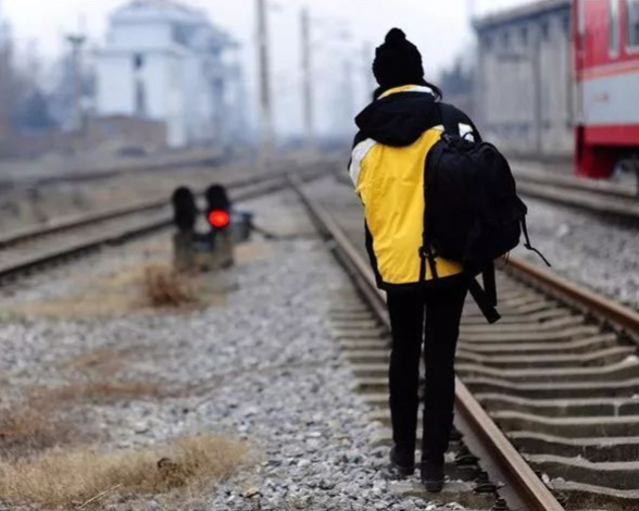 离家的路有多不舍