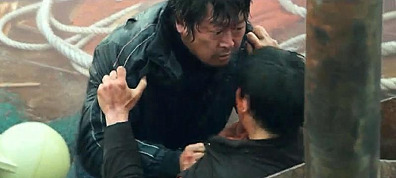 鲁荣渔2682号惨案:真实版大逃杀,22人被害,主谋却是27岁小伙